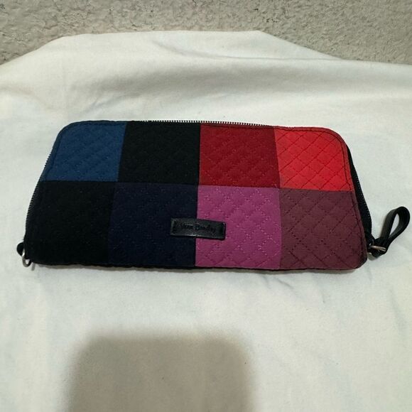 Vera Bradley Patchwork Multicolor Purse Wallet - Picture 2 of 7